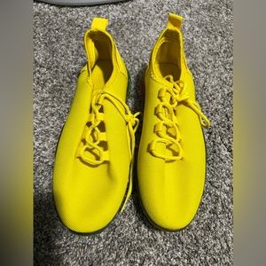 Yellow shoes. Size 9. New.